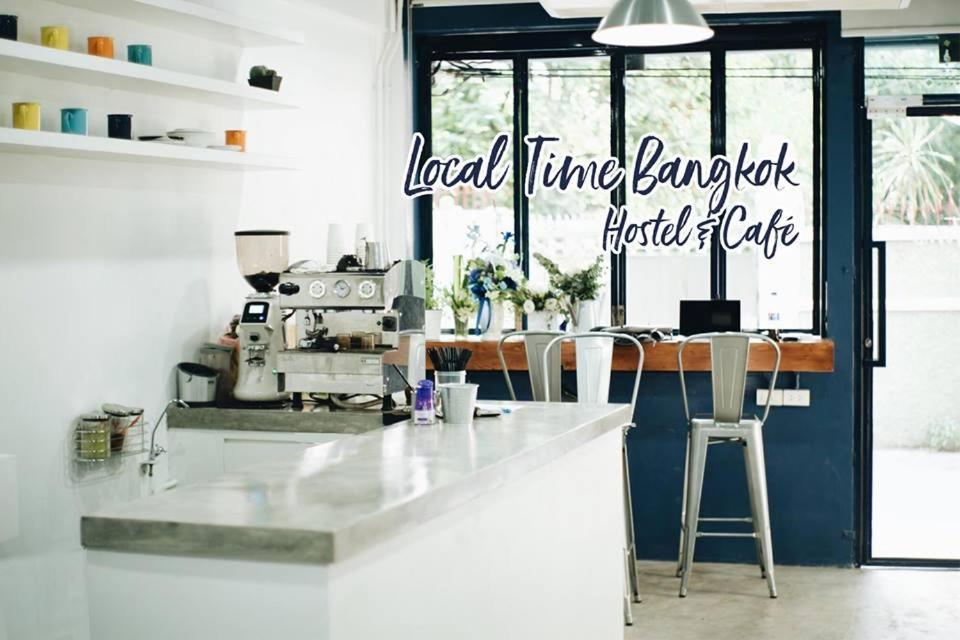 Local Time Bangkok Hostel&Cafe Kültér fotó